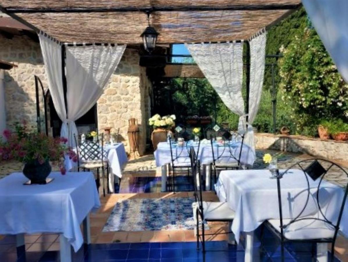 B&B H.M. Sonnino Buitenkant foto