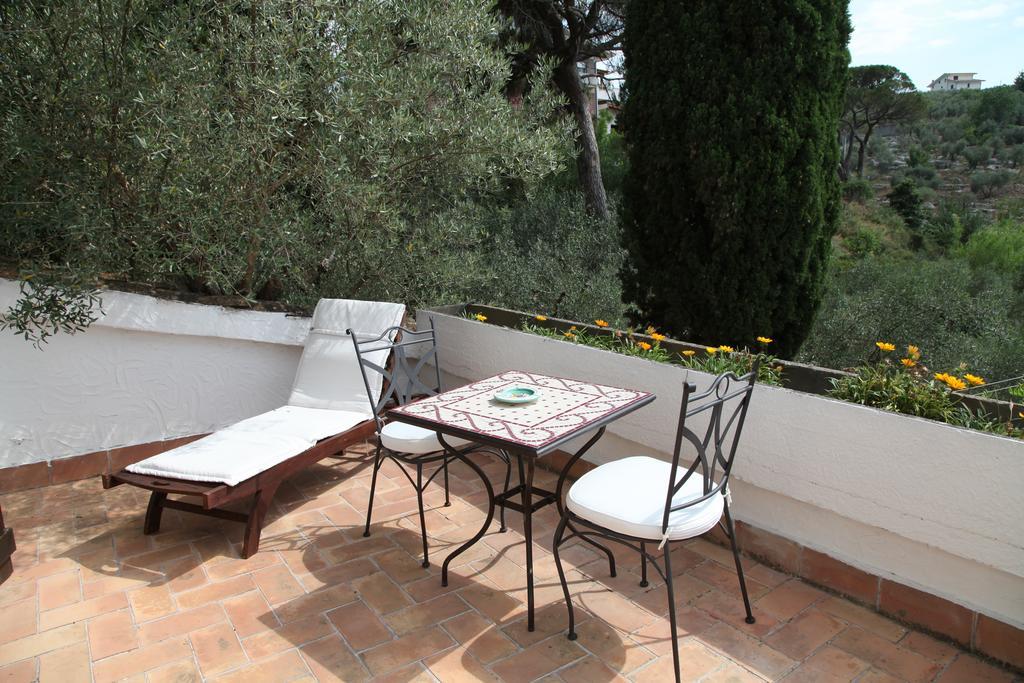 B&B H.M. Sonnino Buitenkant foto