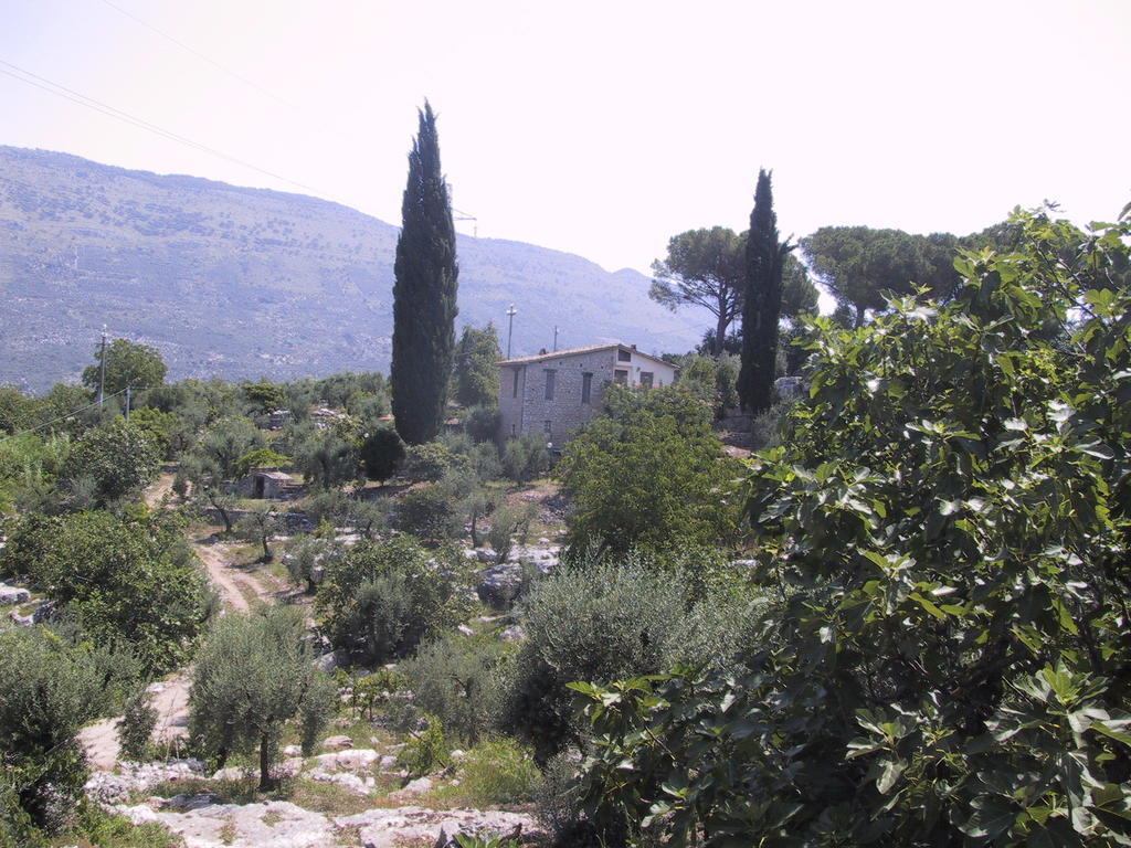B&B H.M. Sonnino Buitenkant foto