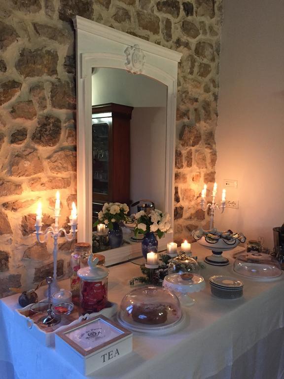 B&B H.M. Sonnino Buitenkant foto