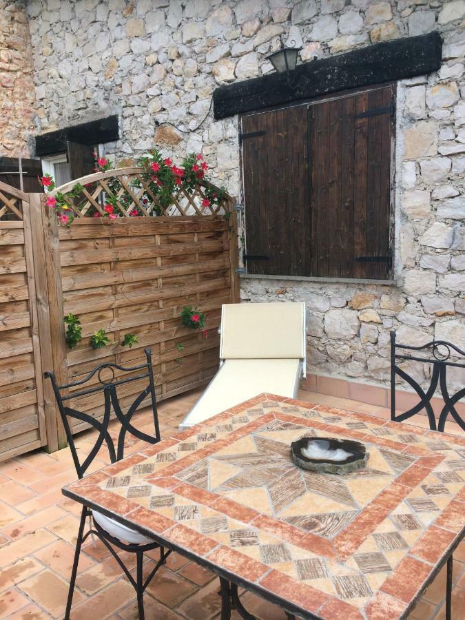 B&B H.M. Sonnino Buitenkant foto